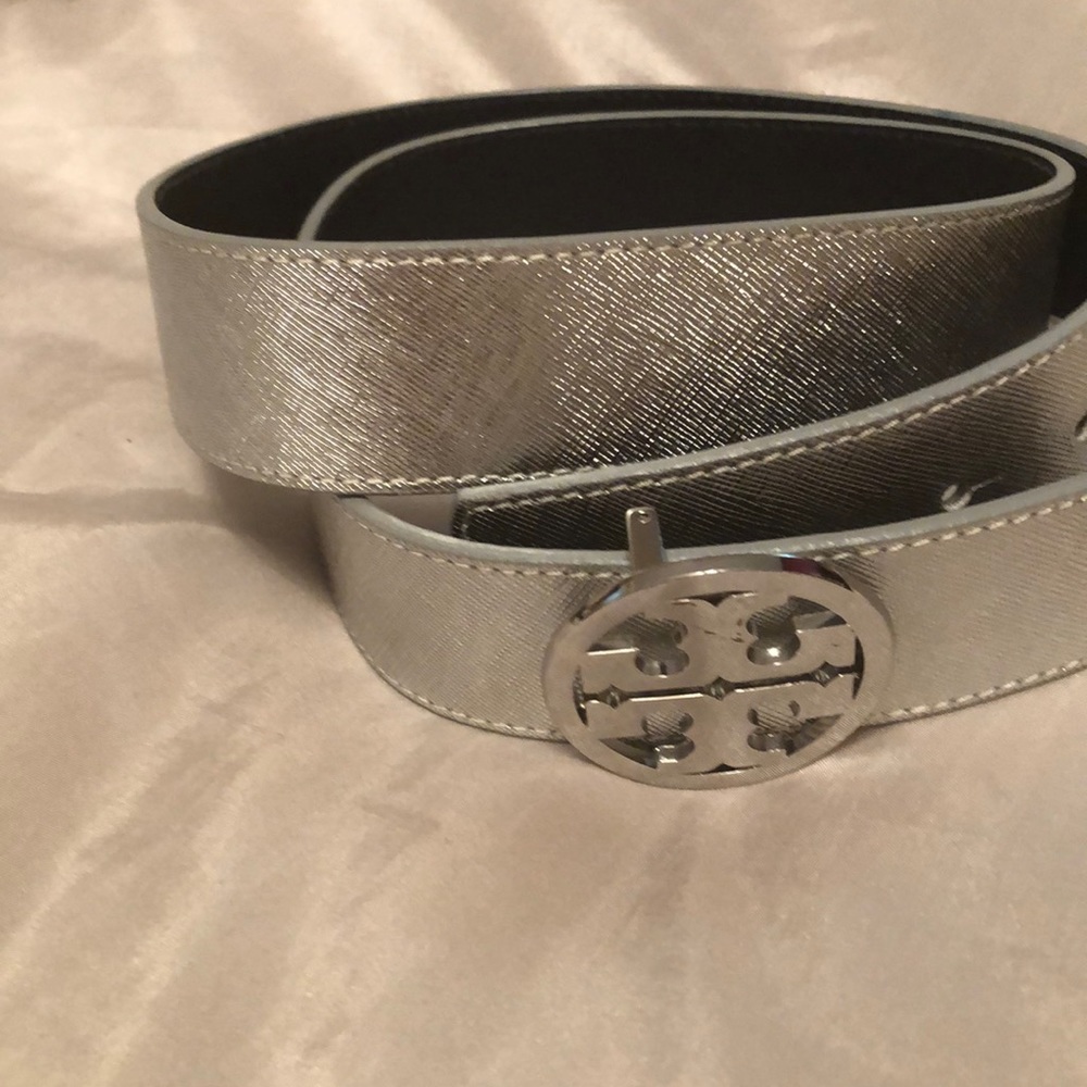 Tory Burch belt